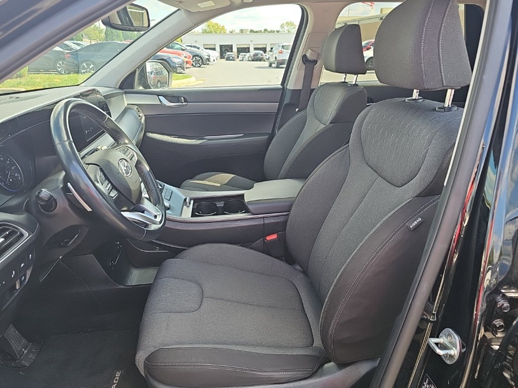 Used 2022 Hyundai Palisade SEL FWD image 3