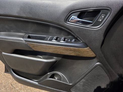 Used 2018 GMC Canyon Denali AWD/4WD image 18