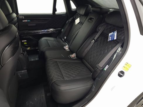 New 2026 Genesis G90 3.5T Prestige image 35