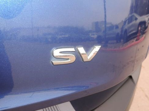 Used 2023 Nissan Rogue SV image 12