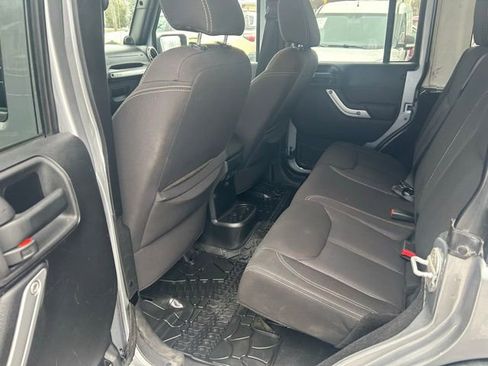 Used 2013 Jeep Wrangler Unlimited Rubicon w/ Dual Top Group image 14