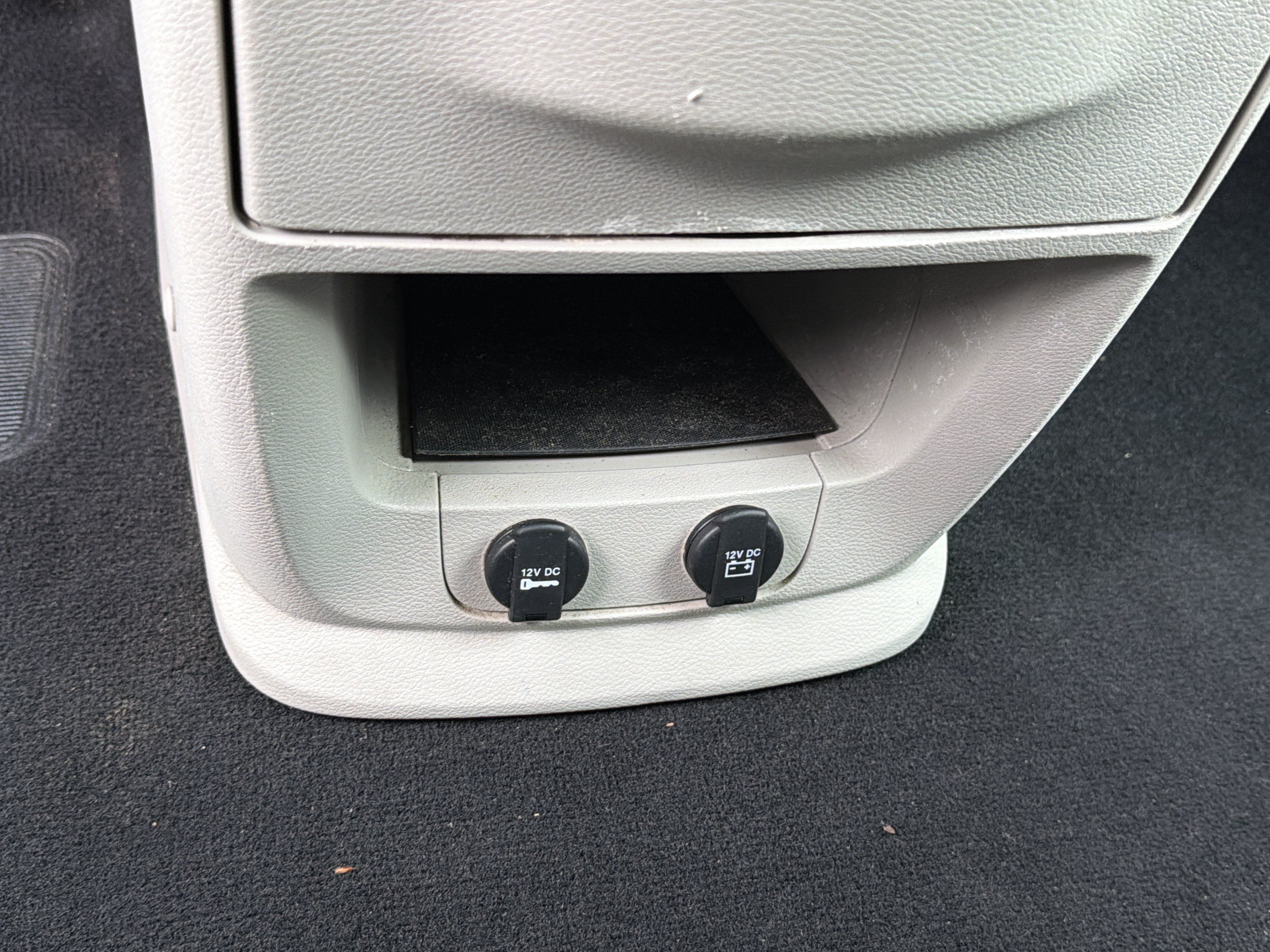 Used 2019 Dodge Grand Caravan w/ UConnect Hands-Free Group FWD image 24