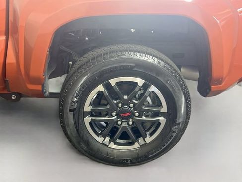 Used 2025 Toyota Tacoma TRD Sport AWD/4WD image 24