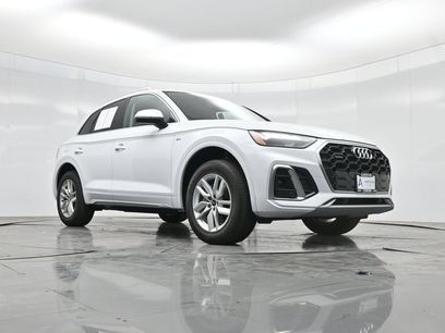 Used 2023 Audi Q5 2.0T Premium w/ Convenience Package