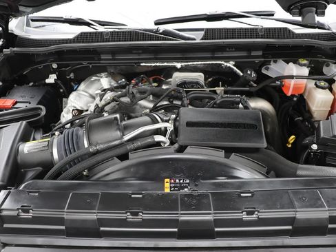 Used 2025 Chevrolet Silverado 2500 LT w/ Convenience Package AWD/4WD image 22