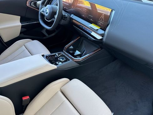 Used 2026 BMW X3 xDrive30i w/ Premium Package AWD/4WD image 27