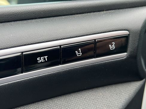 Used 2023 Hyundai Tucson Limited image 12