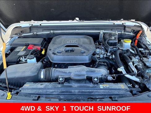 Used 2021 Jeep Wrangler Unlimited Sahara w/ Cold Weather Group image 28