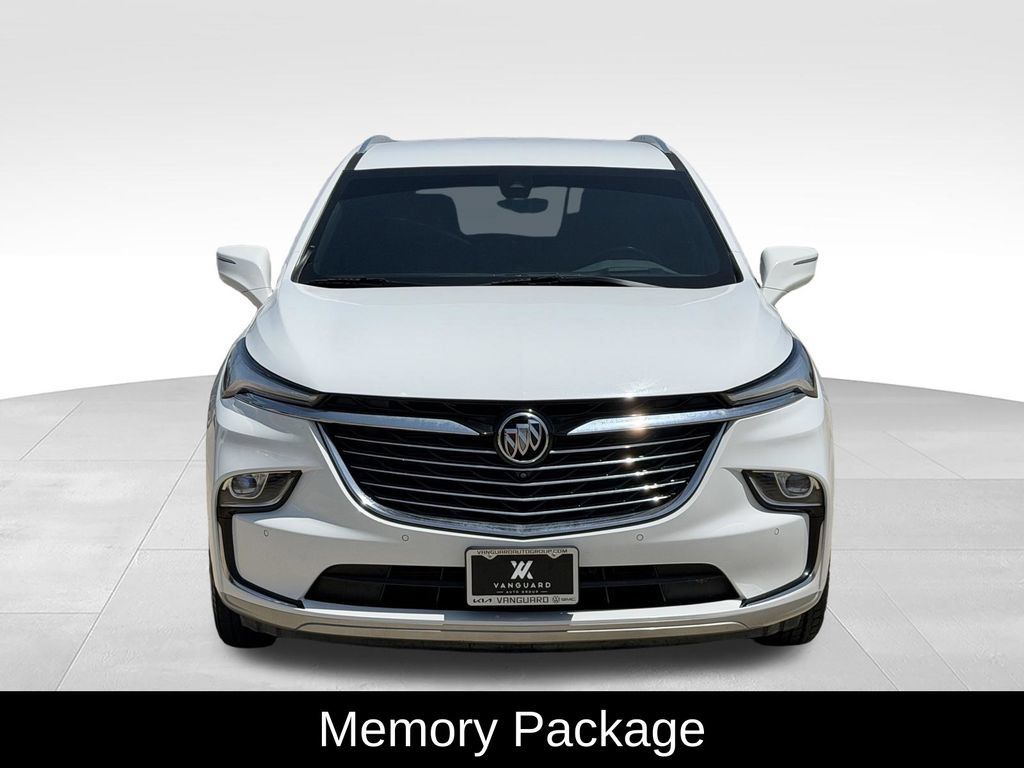 Used 2022 Buick Enclave Premium FWD image 3
