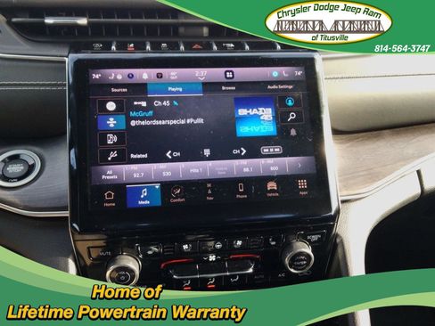 Used 2022 Jeep Grand Cherokee Overland w/ Luxury Tech Group IV image 25