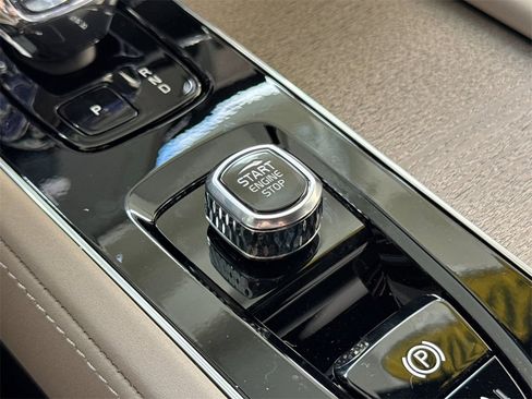 New 2026 Volvo XC90 T8 Plus image 23