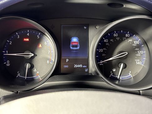 Used 2022 Toyota C-HR XLE image 23