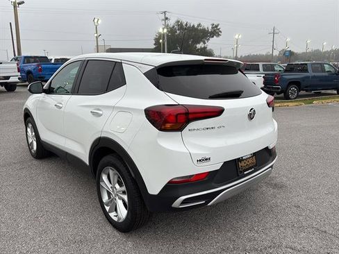 Used 2023 Buick Encore GX Preferred w/ Cold Weather Comfort Package image 5