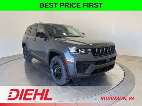 New 2026 Jeep Grand Cherokee Altitude AWD/4WD image 1