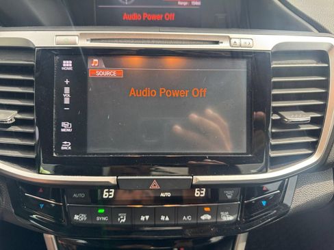 Used 2017 Honda Accord EX-L image 25