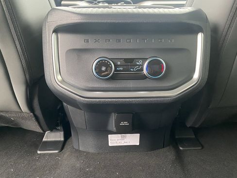 New 2026 Ford Expedition Max Active image 30