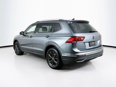 Used 2024 Volkswagen Tiguan SE image 5