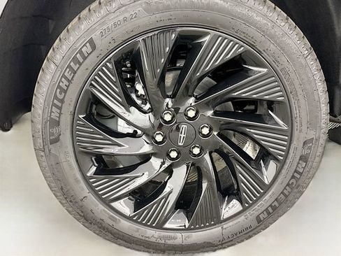 New 2026 Lincoln Navigator Reserve w/ Jet Appearance Package AWD/4WD image 35