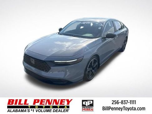 Used 2024 Honda Accord Sport image 1