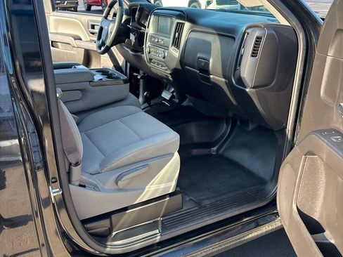 Used 2017 Chevrolet Silverado 1500 W/T w/ WT Fleet Convenience Package AWD/4WD image 10