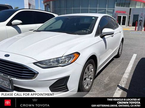 Used 2019 Ford Fusion S FWD image 1