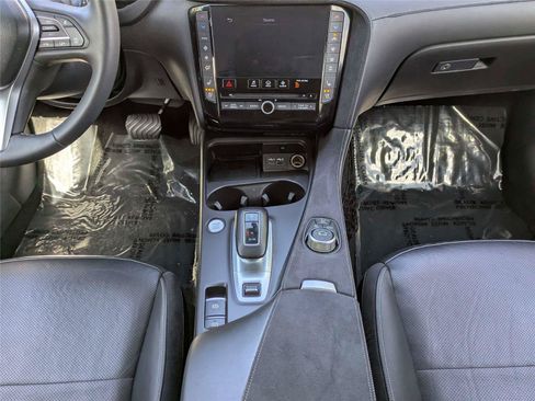 Used 2023 INFINITI QX50 Sensory w/ Accent Package FWD image 21