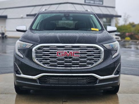 Used 2020 GMC Terrain Denali w/ Denali Premium Package image 2