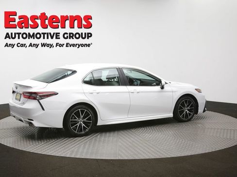 Used 2023 Toyota Camry SE FWD image 42