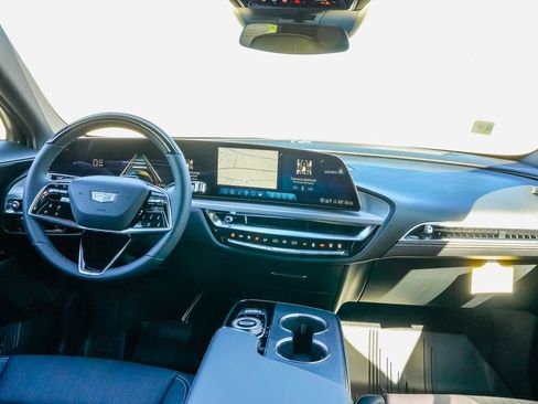 New 2026 Cadillac Lyriq Luxury w/ LPO, Floor Liner Package image 12