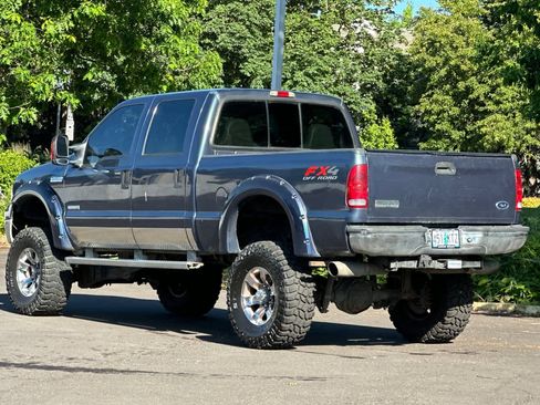 Used 2006 Ford F350 XLT AWD/4WD image 6