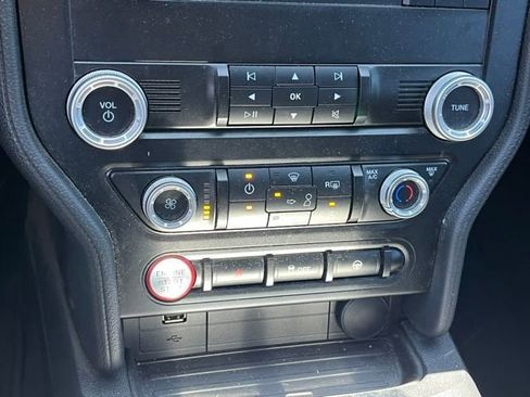 Used 2023 Ford Mustang Coupe RWD image 18
