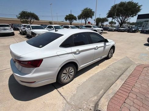 Used 2020 Volkswagen Jetta S FWD image 4
