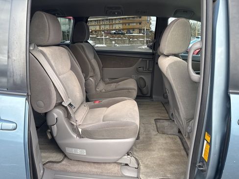 Used 2009 Toyota Sienna LE image 6