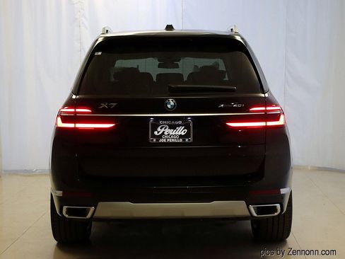 Used 2026 BMW X7 xDrive40i image 7