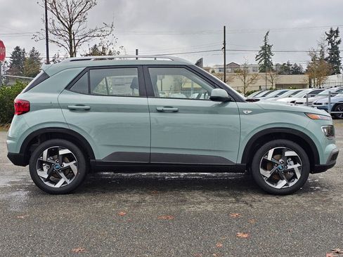 New 2026 Hyundai Venue SEL image 8