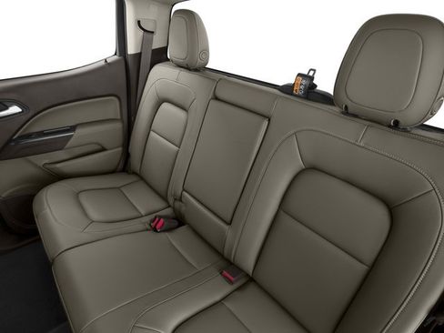 Used 2015 GMC Canyon SLE w/ All-Terrain Package AWD/4WD image 16