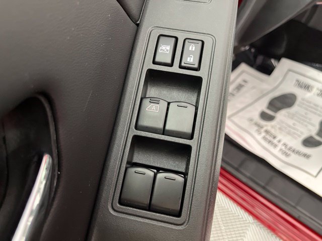 Used 2025 Nissan Frontier SV AWD/4WD image 33