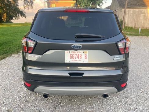 Used 2017 Ford Escape SE AWD/4WD image 7
