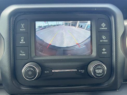 Used 2019 Jeep Wrangler Unlimited Sport S AWD/4WD image 22