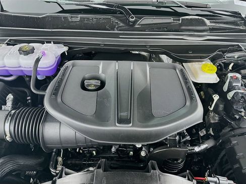 New 2025 RAM 1500 Big Horn image 18