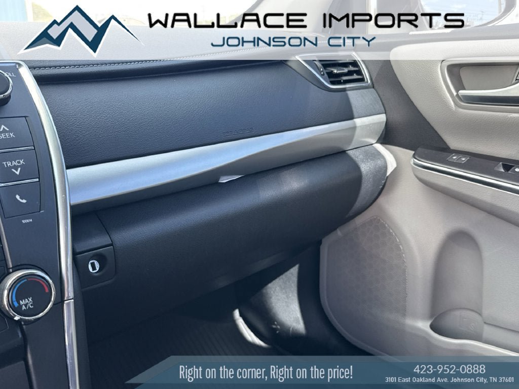 Used 2017 Toyota Camry SE FWD image 20