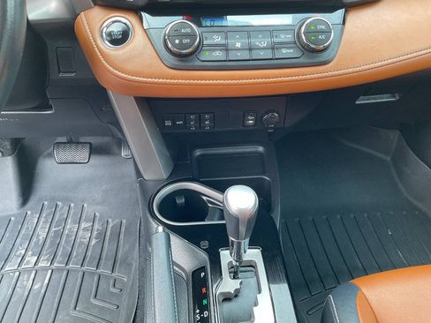Used 2016 Toyota RAV4 Limited AWD/4WD image 26