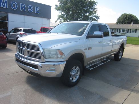 Used 2011 RAM 2500 Laramie AWD/4WD image 3