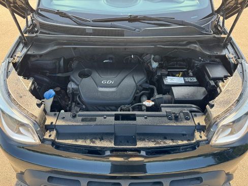 Used 2014 Kia Soul FWD image 23
