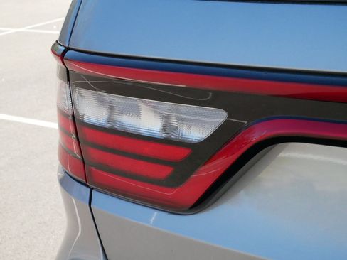 Used 2019 Dodge Durango SXT image 15