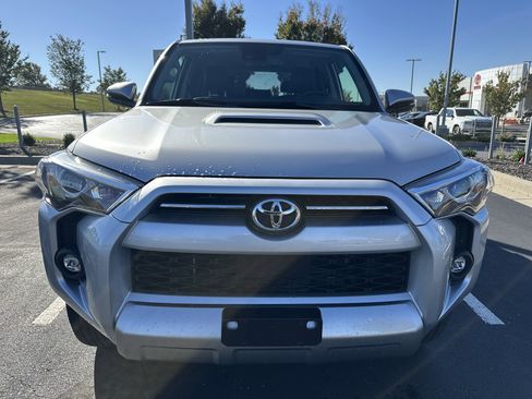 Certified 2024 Toyota 4Runner TRD Off-Road Premium image 3