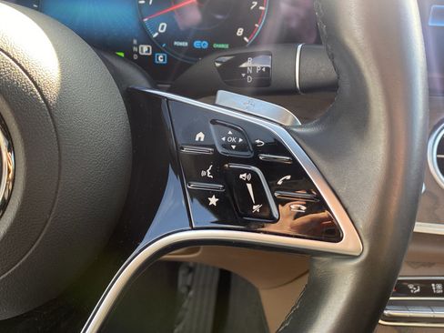 Used 2022 Mercedes-Benz E 450 E 450 w/ Driver Assistance Package image 35