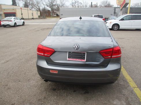 Used 2012 Volkswagen Passat 2.5 SE image 6