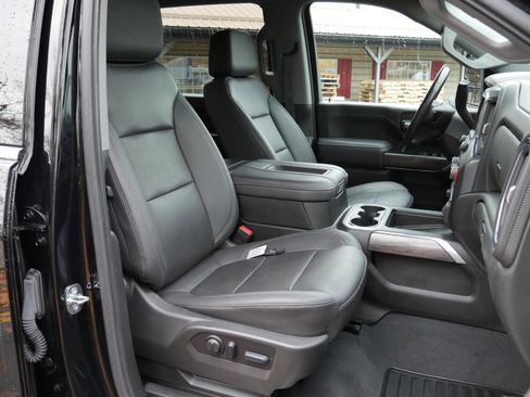 Used 2022 Chevrolet Silverado 3500 LTZ w/ LTZ Plus Package image 33