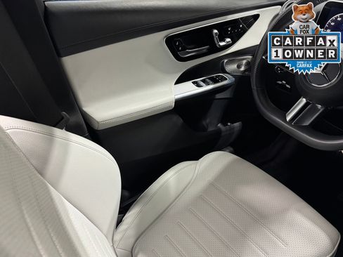 Used 2023 Mercedes-Benz GLC 300 image 40